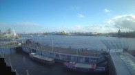 Archiv Foto Webcam Hamburg: Landungsbrücken 15:00