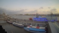Archiv Foto Webcam Hamburg: Landungsbrücken 17:00