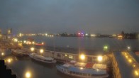 Archiv Foto Webcam Hamburg: Landungsbrücken 06:00