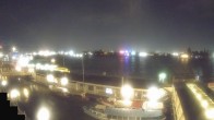 Archiv Foto Webcam Hamburg: Landungsbrücken 05:00