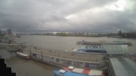 Archiv Foto Webcam Hamburg: Landungsbrücken 11:00