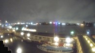 Archiv Foto Webcam Hamburg: Landungsbrücken 05:00