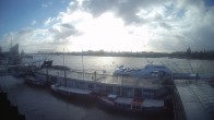 Archiv Foto Webcam Hamburg: Landungsbrücken 09:00