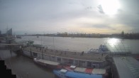 Archiv Foto Webcam Hamburg: Landungsbrücken 11:00