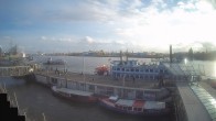 Archiv Foto Webcam Hamburg: Landungsbrücken 13:00