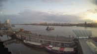 Archiv Foto Webcam Hamburg: Landungsbrücken 15:00
