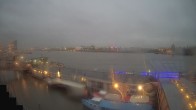 Archiv Foto Webcam Hamburg: Landungsbrücken 15:00