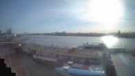 Archiv Foto Webcam Hamburg: Landungsbrücken 11:00