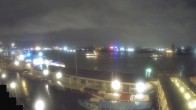 Archiv Foto Webcam Hamburg: Landungsbrücken 04:00