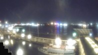 Archiv Foto Webcam Hamburg: Landungsbrücken 04:00