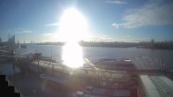 Archiv Foto Webcam Hamburg: Landungsbrücken 09:00