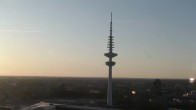 Archiv Foto Webcam Hamburg: Emporio-Hochhaus 19:00