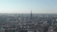 Archiv Foto Webcam Hamburg: Emporio-Hochhaus 07:00