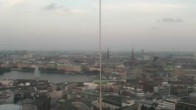 Archiv Foto Webcam Hamburg: Emporio-Hochhaus 19:00