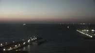 Archiv Foto Webcam Helgoland: Blick auf die Ladungsbrücke 05:00