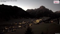 Archiv Foto Webcam Oberlech: Ausblick Pension Bergland 05:00