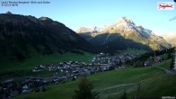 Archiv Foto Webcam Oberlech: Ausblick Pension Bergland 05:00