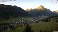 Archiv Foto Webcam Oberlech: Ausblick Pension Bergland 06:00