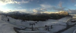 Archived image Webcam Alpe di Siusi: View from the Puflatsch Mountain Station 05:00