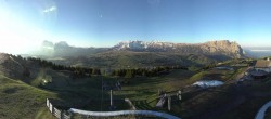Archiv Foto Webcam Panorama der Seiser Alm von der Puflatsch Bergstation 05:00