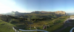 Archived image Webcam Alpe di Siusi: View from the Puflatsch Mountain Station 05:00
