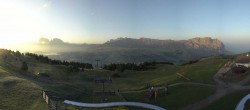 Archiv Foto Webcam Panorama der Seiser Alm von der Puflatsch Bergstation 05:00