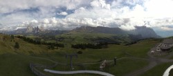 Archived image Webcam Alpe di Siusi: View from the Puflatsch Mountain Station 15:00