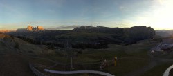 Archiv Foto Webcam Panorama der Seiser Alm von der Puflatsch Bergstation 17:00