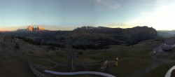 Archiv Foto Webcam Panorama der Seiser Alm von der Puflatsch Bergstation 17:00