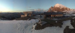 Archiv Foto Webcam Seiser Alm - Bergstation Florianlift 19:00