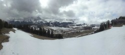 Archived image Webcam Alpe di Siusi: Panoramic view Mezdi mountain station 09:00