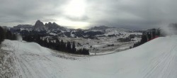 Archiv Foto Webcam Blick über Seiser Alm – Mezdi Bergstation 09:00