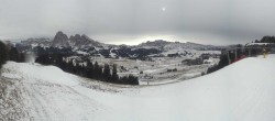 Archived image Webcam Alpe di Siusi: Panoramic view Mezdi mountain station 11:00