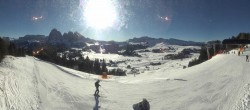 Archiv Foto Webcam Blick über Seiser Alm – Mezdi Bergstation 09:00