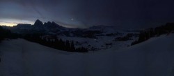 Archiv Foto Webcam Blick über Seiser Alm – Mezdi Bergstation 05:00