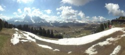 Archiv Foto Webcam Blick über Seiser Alm – Mezdi Bergstation 09:00
