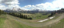 Archiv Foto Webcam Blick über Seiser Alm – Mezdi Bergstation 15:00