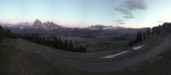 Archiv Foto Webcam Blick über Seiser Alm – Mezdi Bergstation 19:00