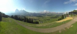 Archiv Foto Webcam Blick über Seiser Alm – Mezdi Bergstation 07:00
