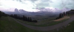 Archiv Foto Webcam Blick über Seiser Alm – Mezdi Bergstation 21:00