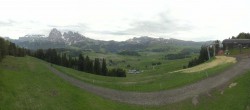 Archiv Foto Webcam Blick über Seiser Alm – Mezdi Bergstation 09:00