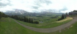 Archiv Foto Webcam Blick über Seiser Alm – Mezdi Bergstation 13:00