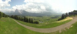 Archiv Foto Webcam Blick über Seiser Alm – Mezdi Bergstation 13:00