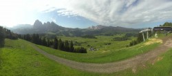 Archiv Foto Webcam Blick über Seiser Alm – Mezdi Bergstation 07:00