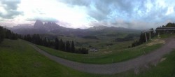 Archived image Webcam Alpe di Siusi: Panoramic view Mezdi mountain station 19:00
