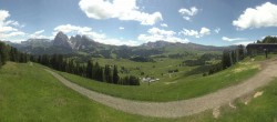 Archiv Foto Webcam Blick über Seiser Alm – Mezdi Bergstation 11:00