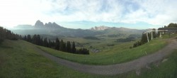 Archiv Foto Webcam Blick über Seiser Alm – Mezdi Bergstation 05:00