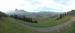 Archiv Foto Webcam Blick über Seiser Alm – Mezdi Bergstation 06:00
