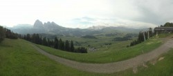 Archiv Foto Webcam Blick über Seiser Alm – Mezdi Bergstation 07:00
