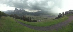 Archiv Foto Webcam Blick über Seiser Alm – Mezdi Bergstation 15:00